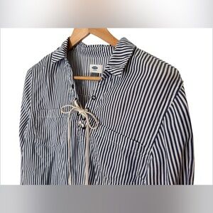 Old Navy Blue & White Striped Lace-Up Blouse – Size Large